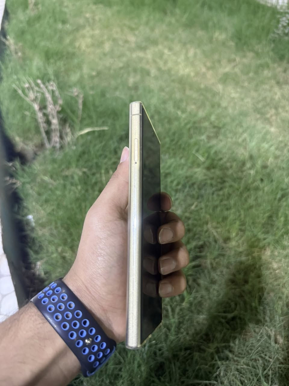 S24 الترا 
الجهاز مو اصلي بس يشبه الاصلي من كلشي 
السعر : 85 قفل
العنوان : مصفى الدورة 
للاستفسار : 0774422560


**إذا كنت صاحب هذا الإعلان وتريد حذفه لأي سبب، رجاءا أرسل رسالة إلى الدعم الفني**