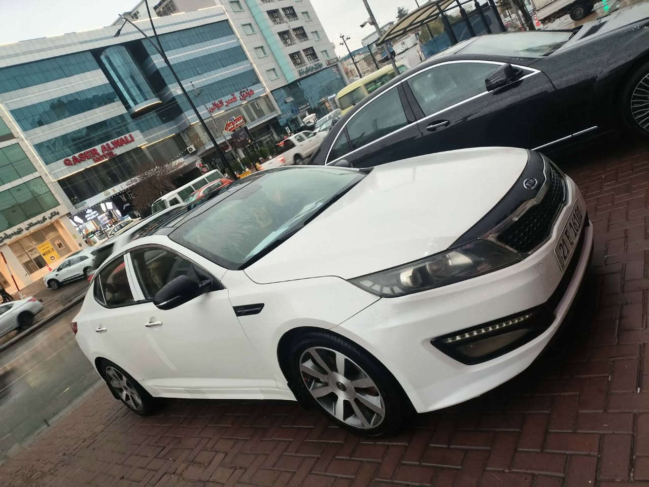 اوبتيما2013
فول مواصفات مكفوله 
رقم وهزه جديد باسمي
كفاله عاااااامه عدا صبغ بخشم البنيد  كلش قليل
ماشيه ١٥٠
فول 1/1
بانوراما
بصمه 
جلد 
كاميرا دواره
كشن جلد
كشن ذاكره
تبريد قطعتين 
شفتات استيرن
لدااااات
محرك2.4
السياره جديده جداً 
واحلى من الصور
للبيع والمراوس حسب القناعه
السعر 140 وبيها مجال 
علماً السياره بالحله 
للاستفسار 
***********
***********
