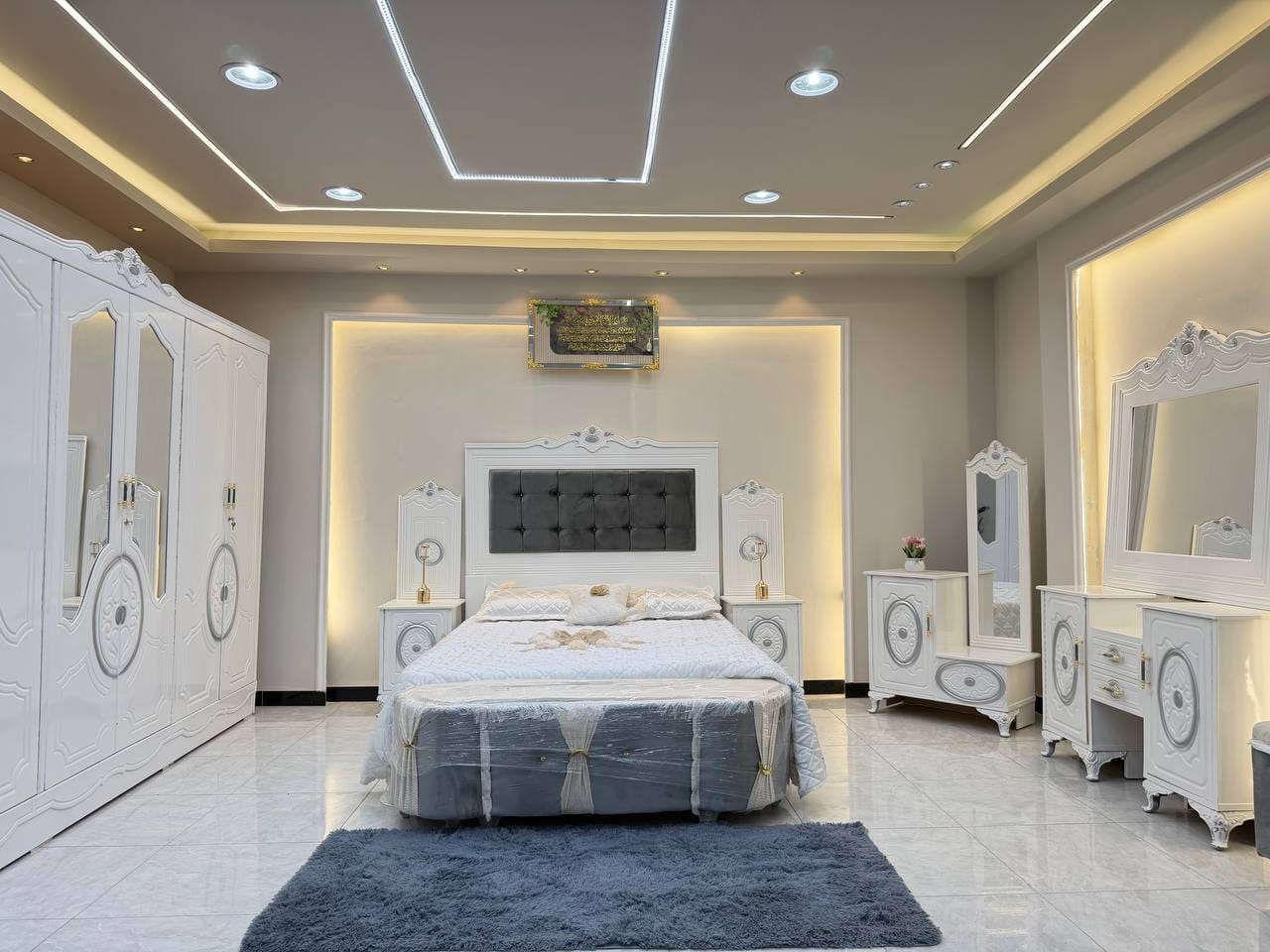 السعر // مليون فقط 😍

🔅تفاصيل الغرفة المرمري  ....

 خارج ٤ملم ام دي اف 🔺
وداخل معاكس ٣ملم 
صبغ حراري  درجة اولى 

عدد القطع  ٧ قطع 😍
🔺1 //جرباية  قياس  ١٦٠ × ٢٠٠ 
🔺//ميز جانبي ايسر قياس ٥٠
🔺2// وميز  جانبي  قياس ٥٠
🔺3// زاوية ارتفاع مترين عرض ٨٠
🔺4// وميز بلازمه  
🔺5//وميز مراية ارتفاع مترين عرض ١٢٠
🔺6// وكنتور ٦ باب  ارتفاع مترين و١٥ طول ٣ متر و١٥

القطعه الثامنة حسب الطلب شازلون
سعرها ٥٠ الف ❤️

(توصيل مجاني مركز بغداد )
التوصيل يشمل الشد مجاني 🔥
(اطراف ٥٠)
باقي المحافضات حسب البعد
شازلون سعرها ٥٠ الف
شازلون مخزن ٧٥ الف


**إذا كنت صاحب هذا الإعلان وتريد حذفه لأي سبب، رجاءا أرسل رسالة إلى الدعم الفني**