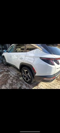 سياره موديل 24 حادثها جاملغ السيارة جاهزة  وخير من الله مكان السياره ب...