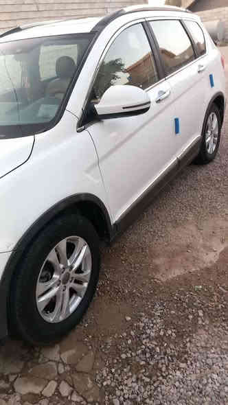 السلام عليكم مكلف بلنشر هافال موديل 2016 سياره جاهزه من كلشي  يجي محرك بيها مسيو بوشي بدون أدوانز محرك قوي سياره مال بيت   رقم بغداد تحويل ثاني يوم مكفوله بيها طخه بارد الجاملغ الأمامي فقط هي. مراوس حسب القناعة او بيع السعر 115  وبيها مجال هذا رقم صاحب السياره ***********/  شعندك سياره  نزل والرزق على الله مكان السياره بغداد
