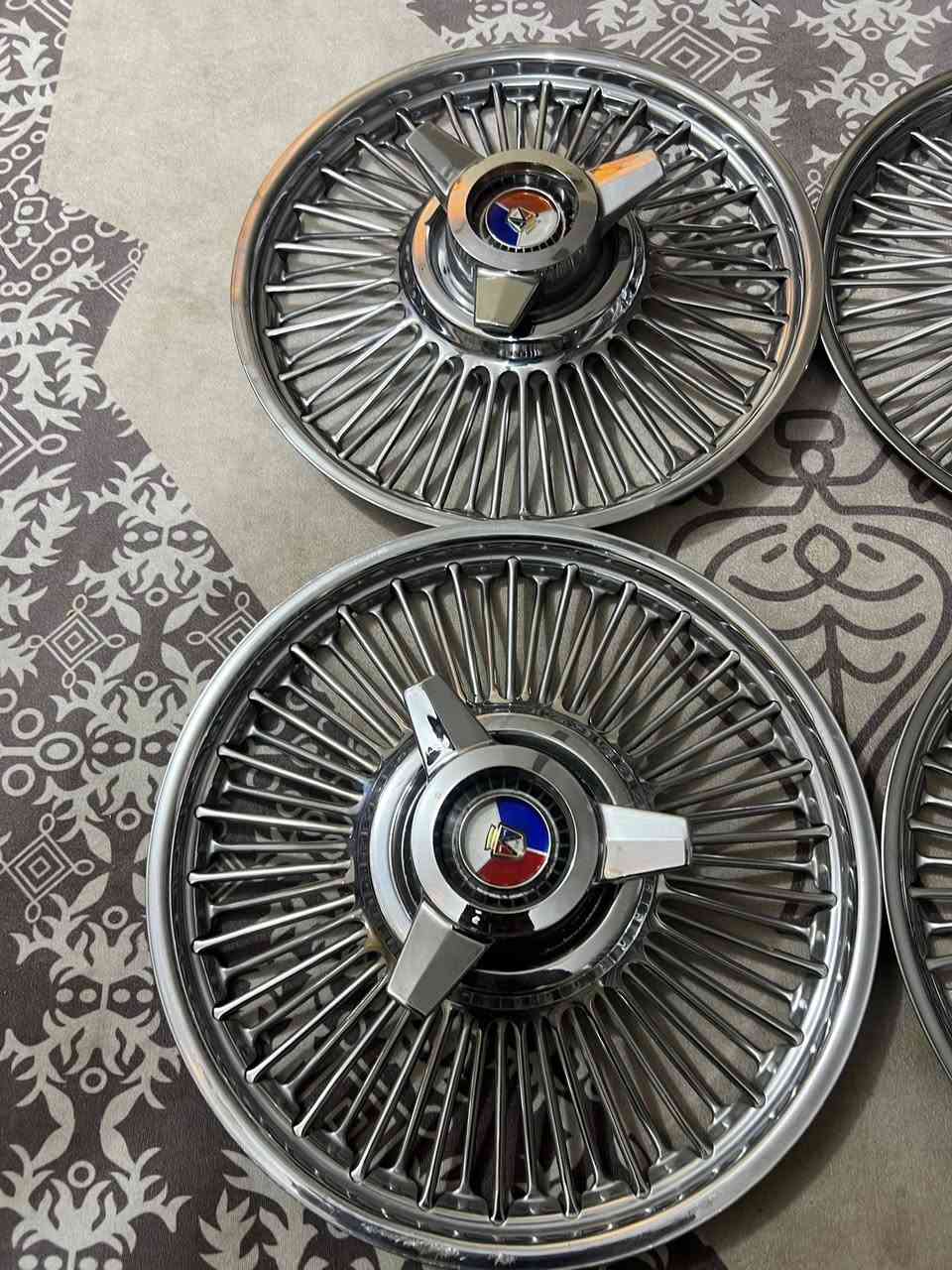 السلام عليكم تخم كبات كلاكسي حجم 14 جدد لوك لا سيم لا عواج مكاني بلديات ***********
