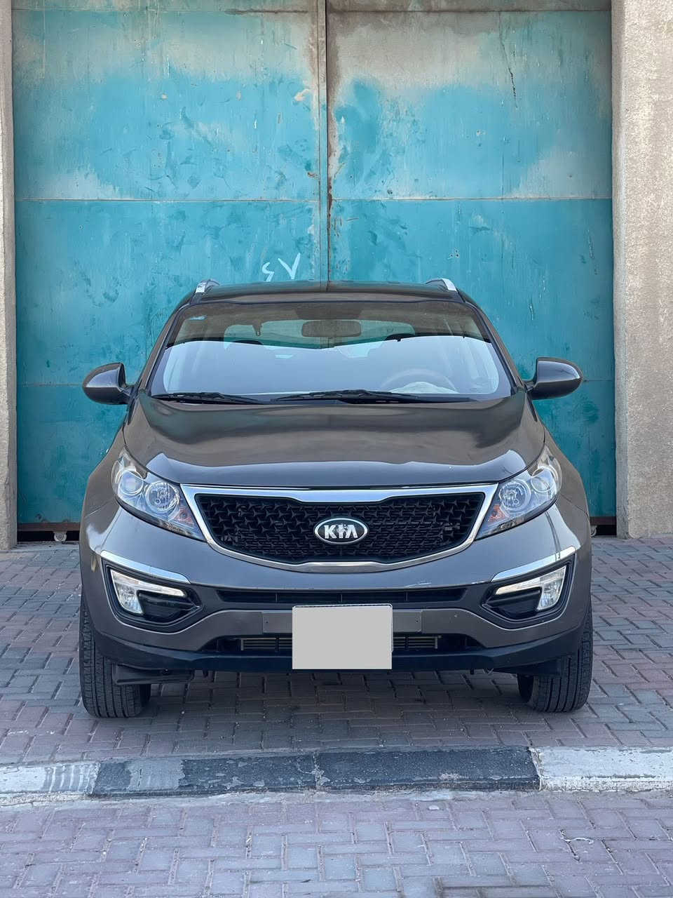 السلام عليكم 
كيا سبورتج موديل 2015خليجي رقم كربلاء بأسمي محرك 2000 دوش السياره مكفوله عدا البنيد وحسب ماموضح بالسونار ماشيه 277 الف كم
موصفات السياره عاديه  كامره شاشه تخم تاير جديد حداديه جاهزة دوشمه ارضيه
العنوان :كربلاء 
السعر :١٣٠ $
رقم الهاتف :***********
