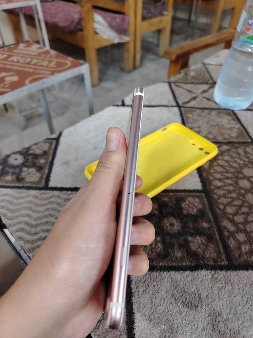 ايفون 7بلص
ذاكره 128 
بطارية 🔋 100 مبدله 
شاشه مبدله اصليه شرط

بصمة شغال 
الجهاز شغال بل كامل شرط الفحص 
نظافته 95/100

السعر 125 وبي مجال 
ويرهم مراوس 
عنوان ايمن 

شراي تعال خاص 
او ***********
