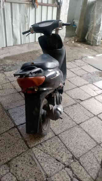 عصفوريه للبيع فحل مكان ابودتشير السعر 125 بيها مجال
***********
