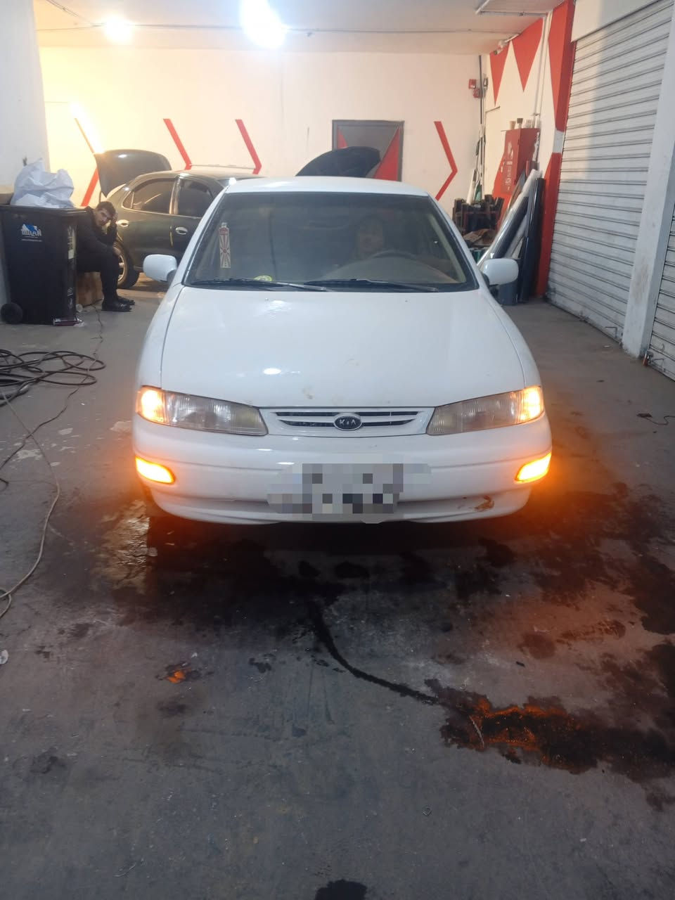 المزيونة للبيع ...
قبل ما ترن في سيفيا ب الف والنضيف سعرو فيه 

سيفيا 95 ترخيص سنة 

ماتور سنقل جير عادي 

كوشوك وكالة 

غرفة شركة 

دهان جديد 

نفض ميكانيك بالكامل مكلفة أكثر من 600  

سيارة بالكرتونة بالصلاة عالنبي 

بتمشي 280 بالتنكة 

الفحص ...

مضروب 

ضربة راسية 

جيدين خلفي 

مطلوب 1750 والشرا بنقصرش معو 

الزرقاء


**إذا كنت صاحب هذا الإعلان وتريد حذفه لأي سبب، رجاءا أرسل رسالة إلى الدعم الفني**