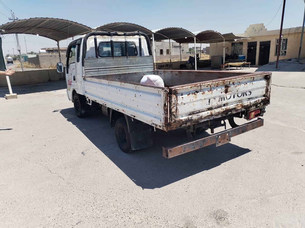 السلام عليكم
مكلف بالنشر كيا بزرن للبيع السعر  ٢٧ ورقة للإستفسار الإتصال الرقم  ***********
