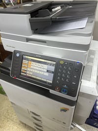 طابعة ريكو • 45 ورقة/د • ملونة