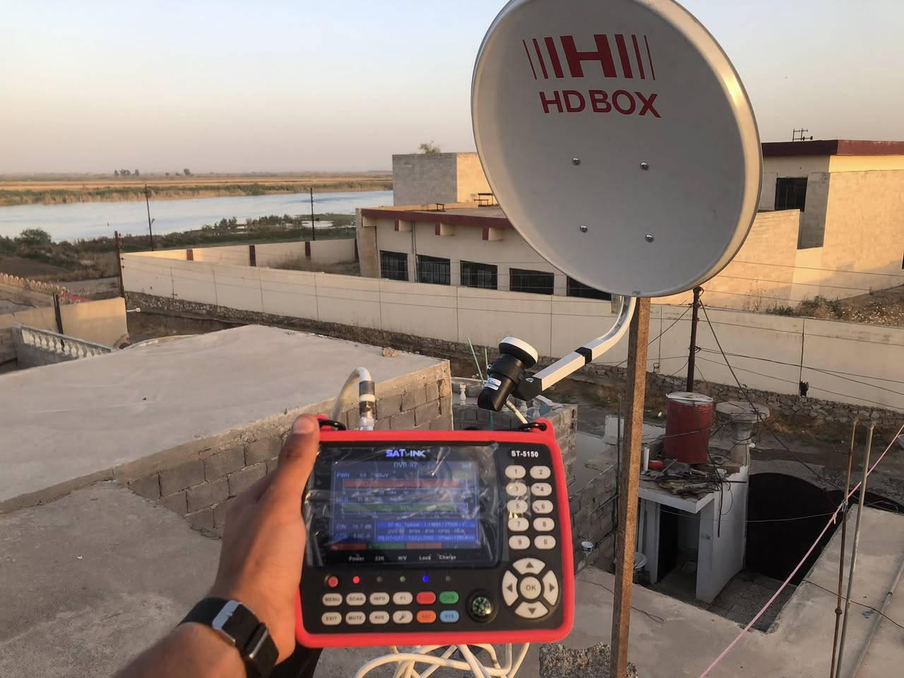 السلام عليكم
تم تنصيب منظومة اجدي بوكس HD BOX
في جنوب الموصل حمام العليل دور مشراك
***********/احمد
***********/جراح
***********/المكتب
عنوان المكتب حمام العليل دورة السادة مجاور محمود الهفي وحلويات ابو يزن
