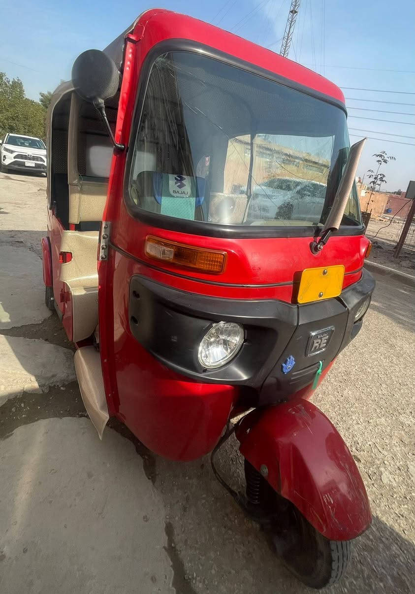 سلام عليكم تكتك ٢٢ شهر ٢ مرقم بغداد لوحات انكليزي بيها بارد عل كد شبر يم البانزين وبيها شي قليل هم بارد سعر ٨٧٠٠ مكاني بغداد ام كبر والغزلان ***********
