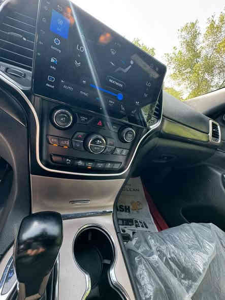 جيب جراند شيروكي (Limited 2017)🤍🔥

🔋 محرك 3600
🛞 ماشيّة 100 ألف
🌐 دفع رباعي 4x4
🎖️ فول ماعدا الفتحة
🎯 سونار أمامي وخلفي
💡 لايتات LED
🖥️ شاشة وسطية
📸 كاميرا خلفية
🪑 مقاعد جلد
🔑 دخول وتشغيل ذكي
🛡️ رقم دولي بغداد

✅ لايك و تعليق يصلك بالخاص 📩

مكان تواجد السيارة: بغداد – الأمين
رقم صاحب السيارة: ***********
الصفحة مكلف بالنشر
