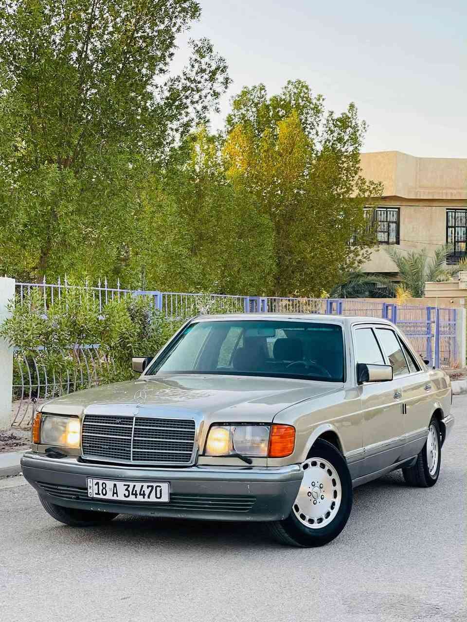 سلام عليكم مارسدس للبيع مديل 88
محرك وكير كفاله بلادي 300 عنكبوت 

تخم تاير جديد حداديه جديده 

تبريد ثلج غرفه مخمل 

دبل هورن دبل مروحه دبل فيت بم 

سياره بسمي سنويه ل 30 

المكان كربلاء 

معروضه ب 60 وبيه مجال 

***********
