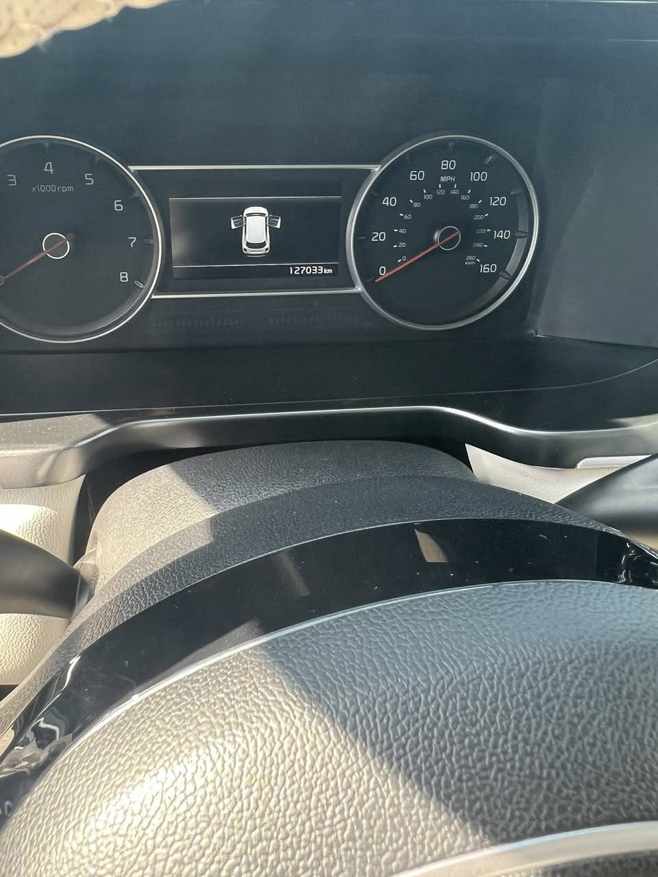 السلام عليكم سورنتو موديل 22رقم اربيل وارد امريكي فول مواصفات  7راكب محرك 2500@4سلندر السعر 220$
***********
