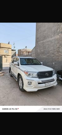 لاندكروز • ٢٠١٤ • ٢١٠٠٠٠ كم