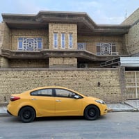 دار للبيع المساحه 300 متر بناء حديث طابقين كونكريت مسلح الواجهه 15 متر...