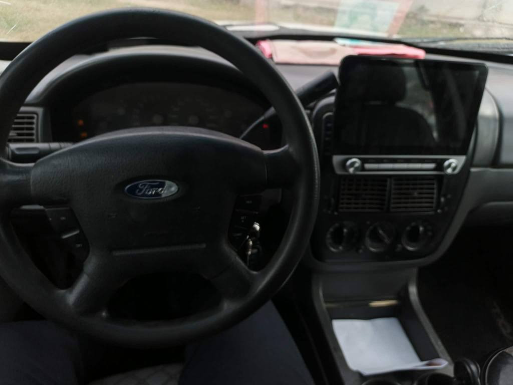 للبيع فورد ٢٠٠٥ مال مزاد بلاديه مكينه جديده مكفوله من الدعاميه لدعاميه خير من الله سعره ٦٠ بي مجال لشراي معامله كامله بسمي وكاله مطلقه باسمي يمشي معامله عله الرقم مكانه بغداد حي الاصلاح للاستفسار اتصال  عله الرقم *********** بغداد, العراق
