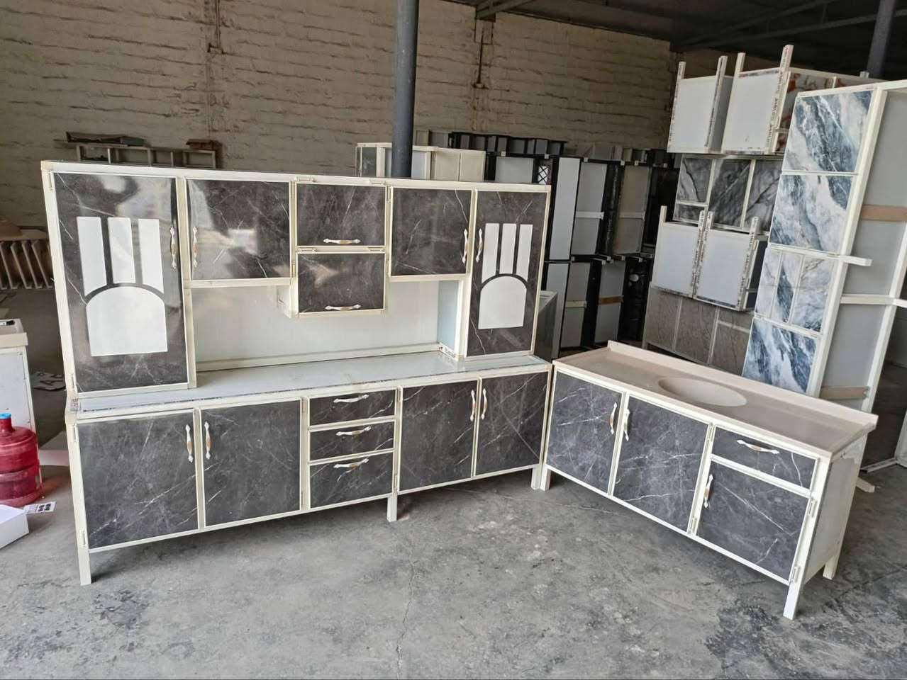 كاونتر مترين ونص مع ملحق مترين ونص مع سنك مرمر متر زنص


**إذا كنت صاحب هذا الإعلان وتريد حذفه لأي سبب، رجاءا أرسل رسالة إلى الدعم الفني**