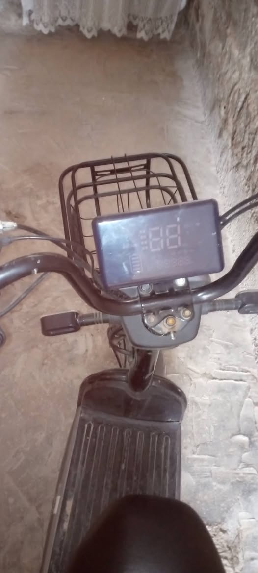 دراجه شحن جاهزه حجم 14 اربع بطاريات كبيره 4 كير السعر225 وبيه مجال حك الجيه...بغداد ..الحريه


**إذا كنت صاحب هذا الإعلان وتريد حذفه لأي سبب، رجاءا أرسل رسالة إلى الدعم الفني**