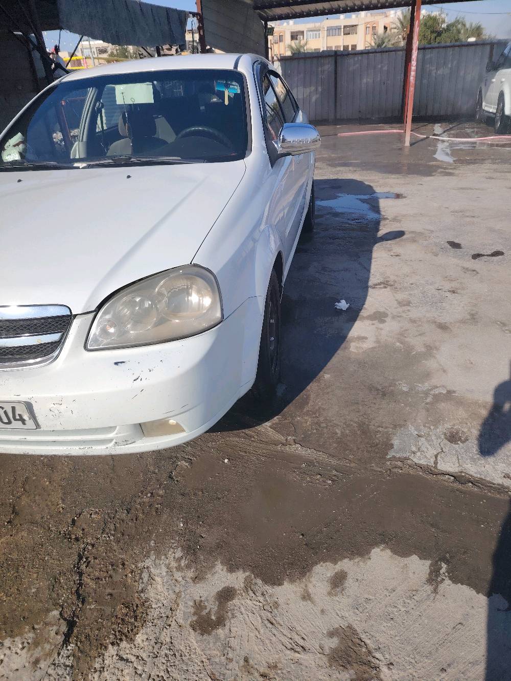 سيارة شيفروليه لون أبيض للبيع. بحالة جيدة ومتينة، مثالية للاستخدام اليومي. داخلية نظيفة ومفروشة بشكل مريح. تسع الباركات الأمامية والخلفية بالإضافة إلى مساحة تخزين واسعة في الصندوق. 

السعر قابل للتفاوض. للمعاينة أو للاستفسار، يرجى الاتصال عبر الرسائل.