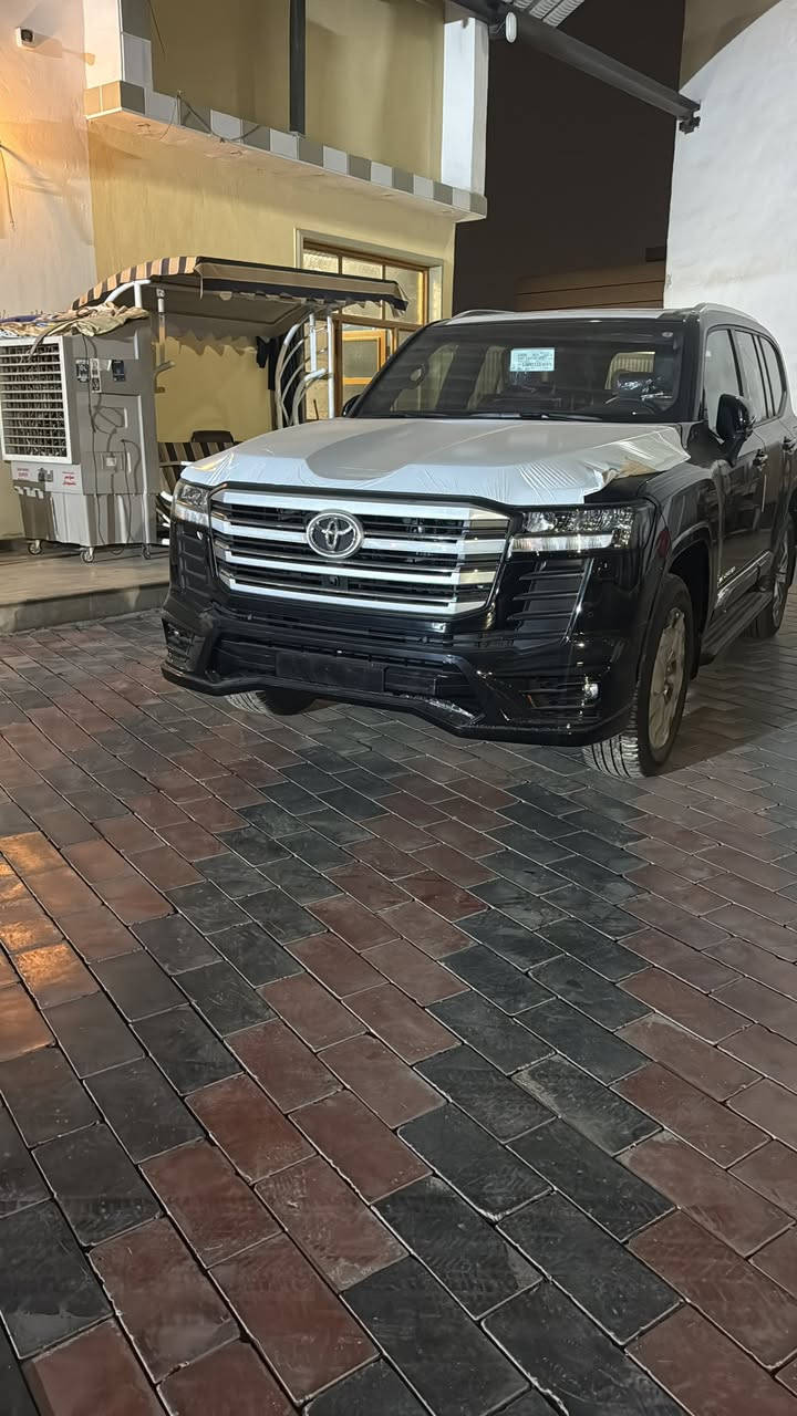 سلام عليكم لاندكروز GXRلمتد شركة المهند زيرو رقم بغداد 5بصمات 3شاشات صندوك كهرباء مري كهرباء كشنات اسود وماروني كهرباء شاحن وايرليس ثلاجه لايتات زنون شباك لد زنون 
تشغيل عن بعد   كل غراضه موجوده كاعيات طفايه كبات هوك  السعر 7دفاتر 50 ورقه مكان سياره بغداد  الامين
هاتف *********** ابو اكرم
