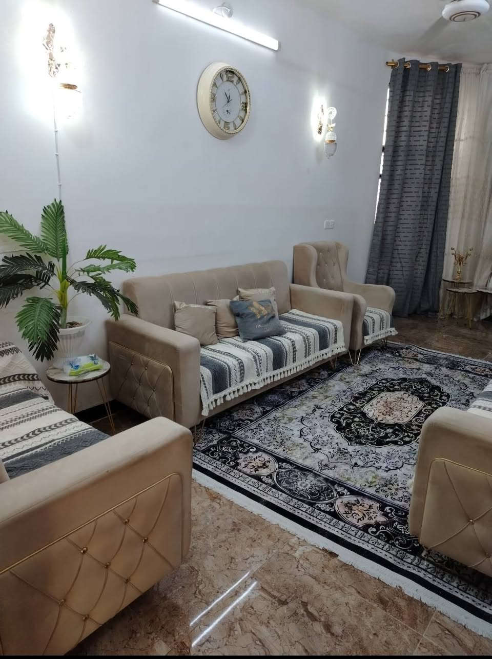 🛑السلام عليكم
🏠 بيت للبيع الطارميه زراعي سند 25 مشمول بلتطويب 

📐 120 متر

  • يحتوي على غرفه نوم+ صاله + حولي +مطبخ +طرمه +حمام داخلي وحمام خارجي + بيتونه وسطحين 

  • البيت بناء جديد سنه 2021 

📍 زراعي حجي سماعيل قرب قاعه الرياضه القوي الامين 

للتواصل
*********** يوجد واتساب ايضاً
