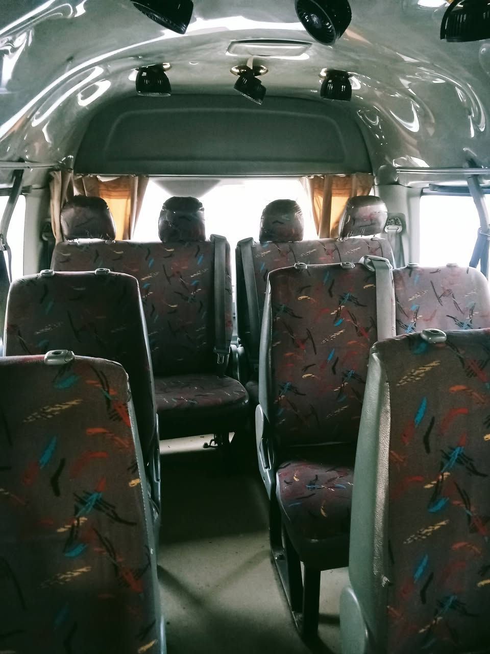 السلام عليكم سياره مديل 2009 منضومه قاز كامله تبريد ثلج حداديه جديده كير مكينه كله جديد مصفره هيئه وقرامات  رقم بصره انكليزي بسمي بس معمره الداير الحزام ومكفوله من كلشي السعر 185  أذا أكو مراوس بنكو حمل ***********
