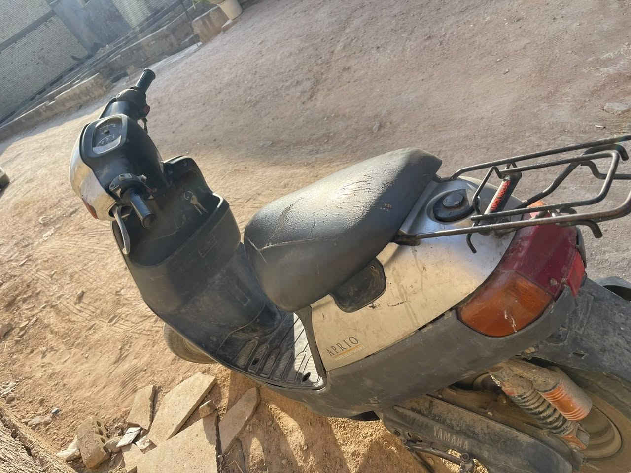 دراجه بطه نضيفه   الدراجه كله شغاله السعر ٢٢٥ او بيه مجال حي العباس ***********
