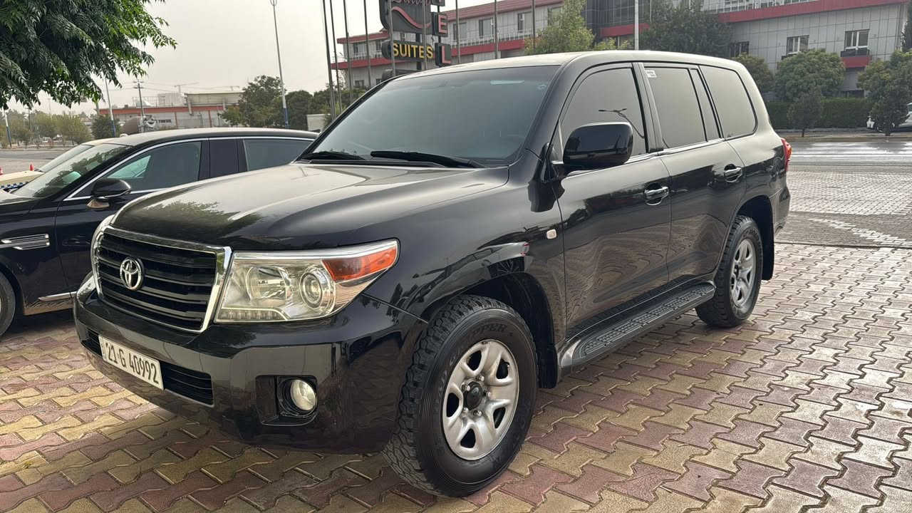 لاندكروز
ساز/بانزين 
موديل 2011 

السياره مكفوله كفاله عامه
 
قطره صبغ ما بيه 

گير اوتوماتيك   6 سلندر بلاد 

رقم شمالي سنويه بأسمي 
السياره التضليل مسموح بيه 
بيه كتاب من مدير المرور 

مكان السياره بل كوت 

للاستفسار ‭٠٧٧٨ ٣٥٨ ١٠٣٤‬     ‭٠٧٧٢ ٨٧٥ ٢٣٨٢‬

واتساب  ***********‭
