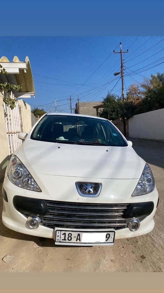 بيجو 307 موديل 2006 سياره مامتعوبه نظيفه ع البلاد تبريد كهربائيات گير مكينه دواخل تخم تاير رقم بابل دولي بأسمنه ب62 موجوده بالحله

 ***********
