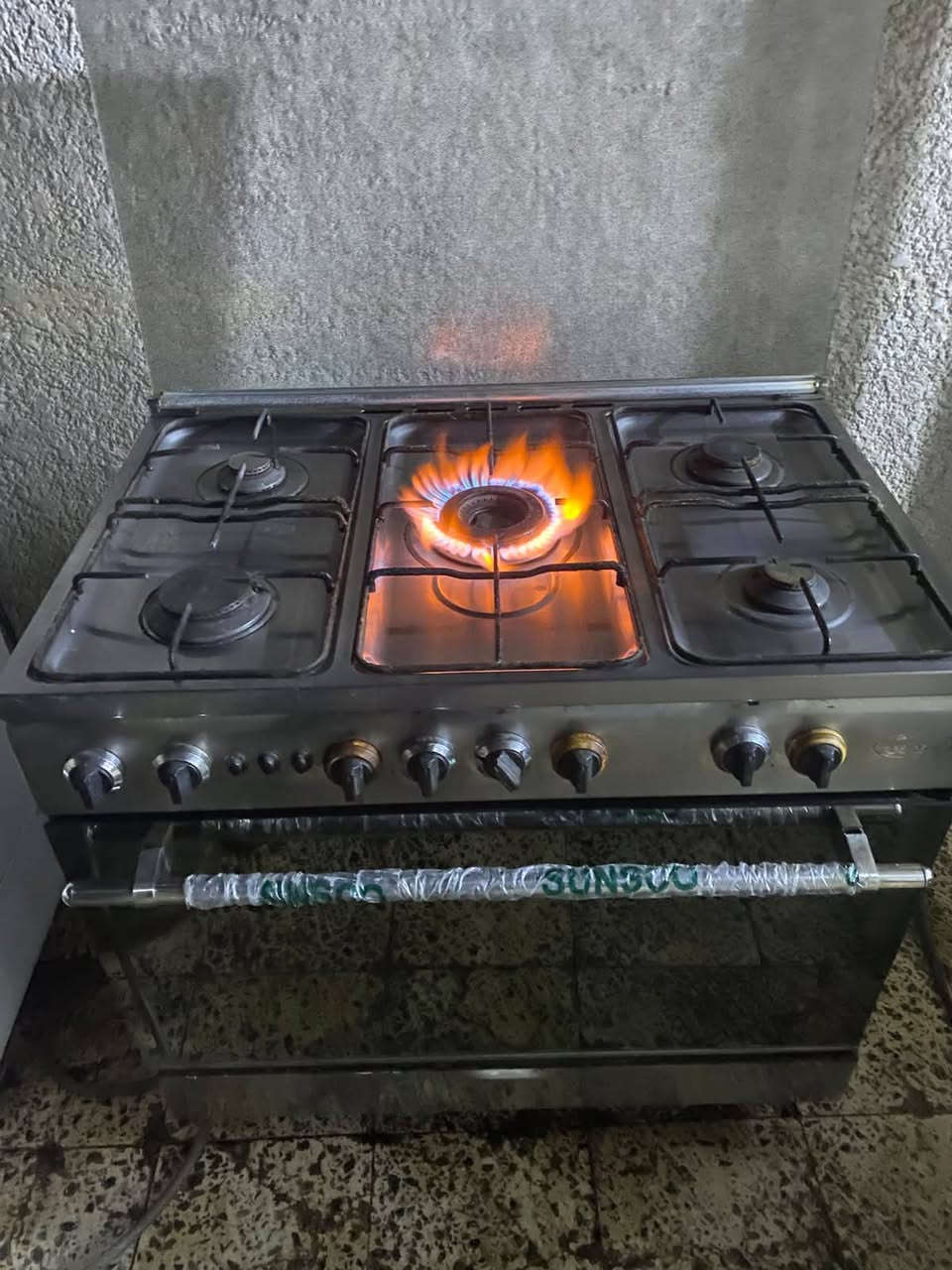 طباخ دبل مصري خمس عيون شرط الفحص للبيع السعر خاص


**إذا كنت صاحب هذا الإعلان وتريد حذفه لأي سبب، رجاءا أرسل رسالة إلى الدعم الفني**
