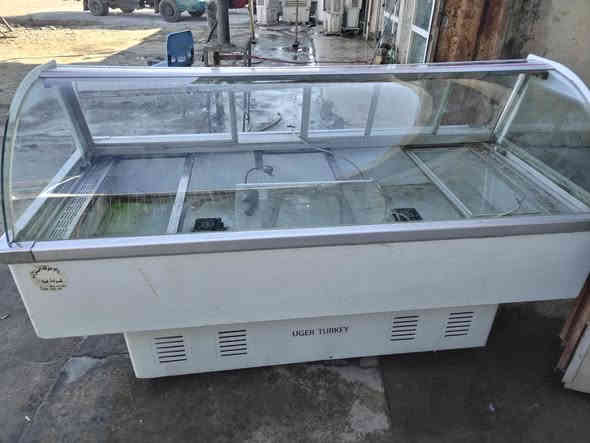 سلام عليكم براد للبيع براد نضيف مامستعمل قليل مكاني ابو عضام ***********
