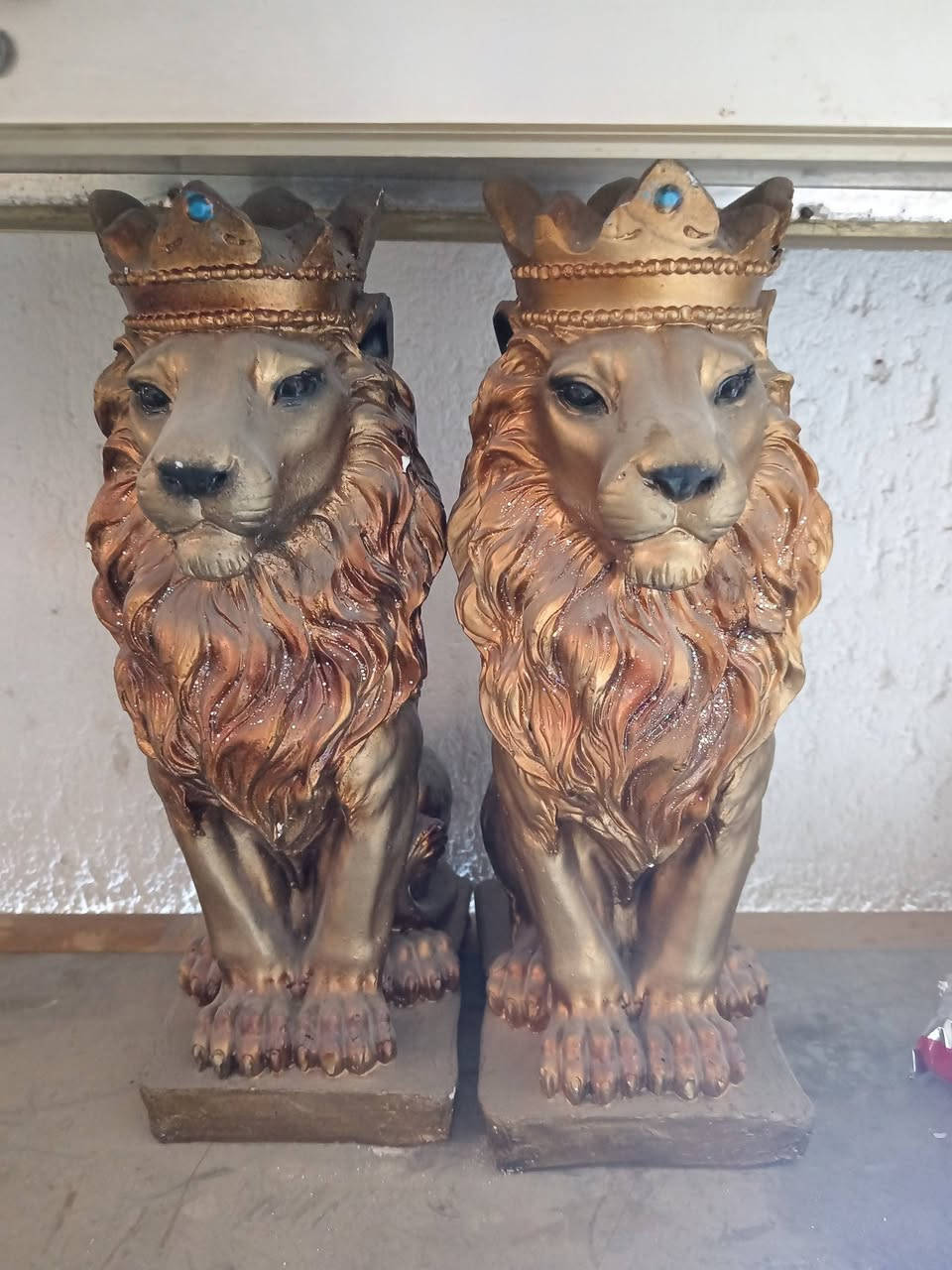 غراض البيع زواليه اثنين نفس شي أخوان ثخان حيل وثكال سعر وحده ٢٠الف كاروك او سرير طفل نطيف سعره ١٥الف ثلاجه ١٥الف عطلانه تحتاج غاز أسد اثنينهن ١٠آلاف تعال واخذ مكاني نجف حي ميسان شارع ٦٠ رقم هاتف واتساب ***********
