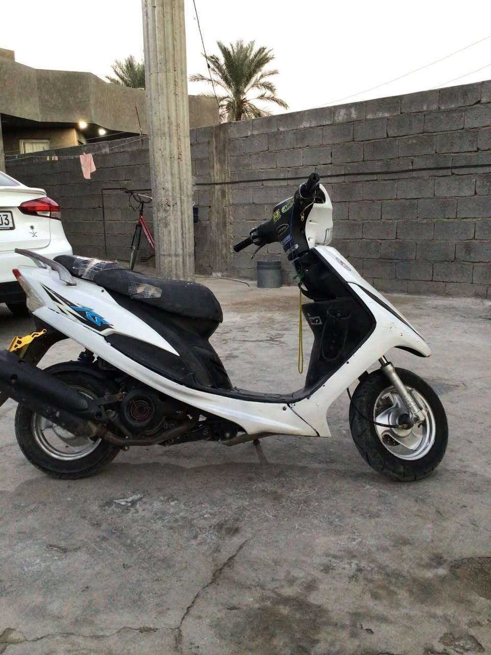 السلام عليكم 
ماكس عدله للبيع بوشه بلاد 49 ما مفتوحه
بيه دشبول رياضي و صدر امامي رياضي ودبل خلفي 
وياضي وصالنصه Fm هندر واحد باي وقت سلف شغال بس نقصه باتري شلعه ومعدل تخبل 
🛑مكاني بابل المسيب طريق الحاميه
🛑السعر 530 وبيه مجال
للاستفسار ***********
