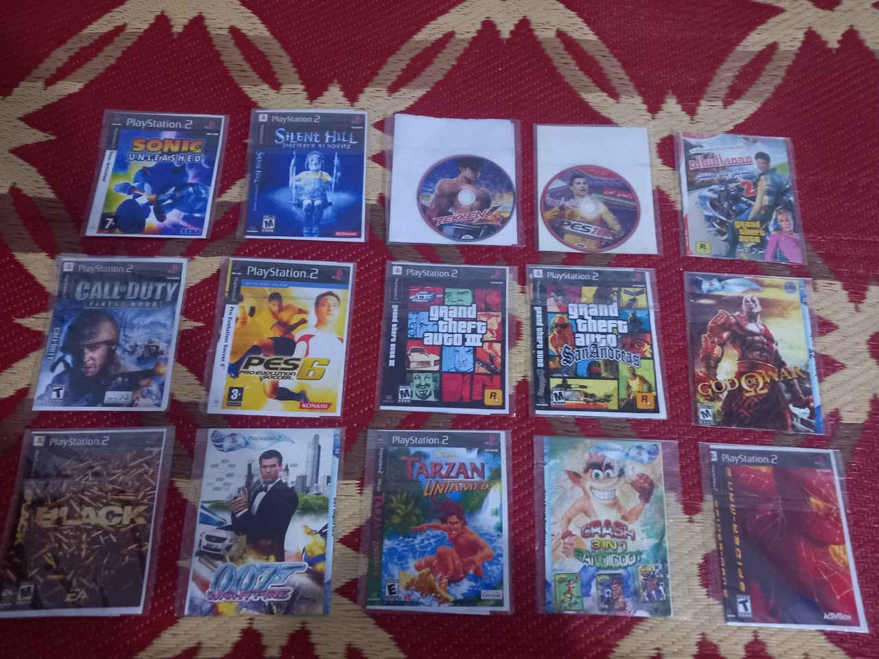 السلام عليكم

بلي 2 فات فري ريجن ياباني يشغل أقراص 💿 كوبي و أصلي 

نظافة الجهاز 90%

كامل الملحقات كيبل الكهرباء

كيبل AV لعرض صوت و صورة 

ميموري خزن ألعاب حجم 16 ميگا بايت

جوستك واحد فقط

مع 15 أقراص جديدة ألعاب كلش حلوة 😍 

السعر 50 ألف قفل 🔒

مكاني بغداد حي القاهرة قرب جامع النداء 

شراي تعال خاص واتساب *********** أو ماسنجر
