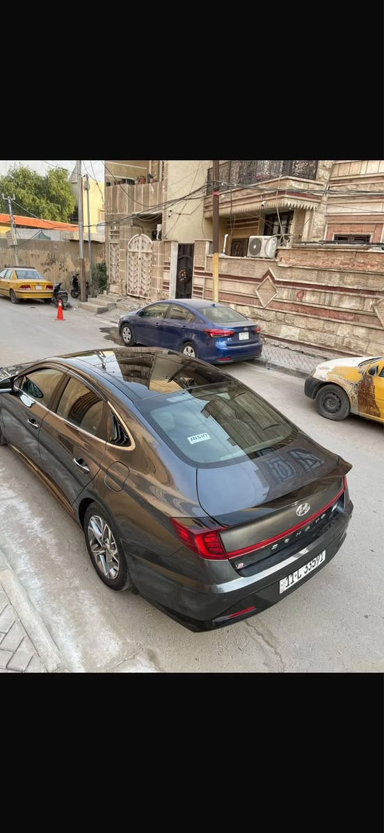 السلام عليكم
هونادي سوناتا. 2022 فول مواصفات 1/1 محرك 2500 تنفس طبيعي 

رقم بغداد باسمي 

وارد امريكي صور الحادث بالمنشور 

جاهزه السياره نضيفه 

السعر 170 وبيها مجال بسيط 

مكان السياره بابل الاسكندريه


**إذا كنت صاحب هذا الإعلان وتريد حذفه لأي سبب، رجاءا أرسل رسالة إلى الدعم الفني**