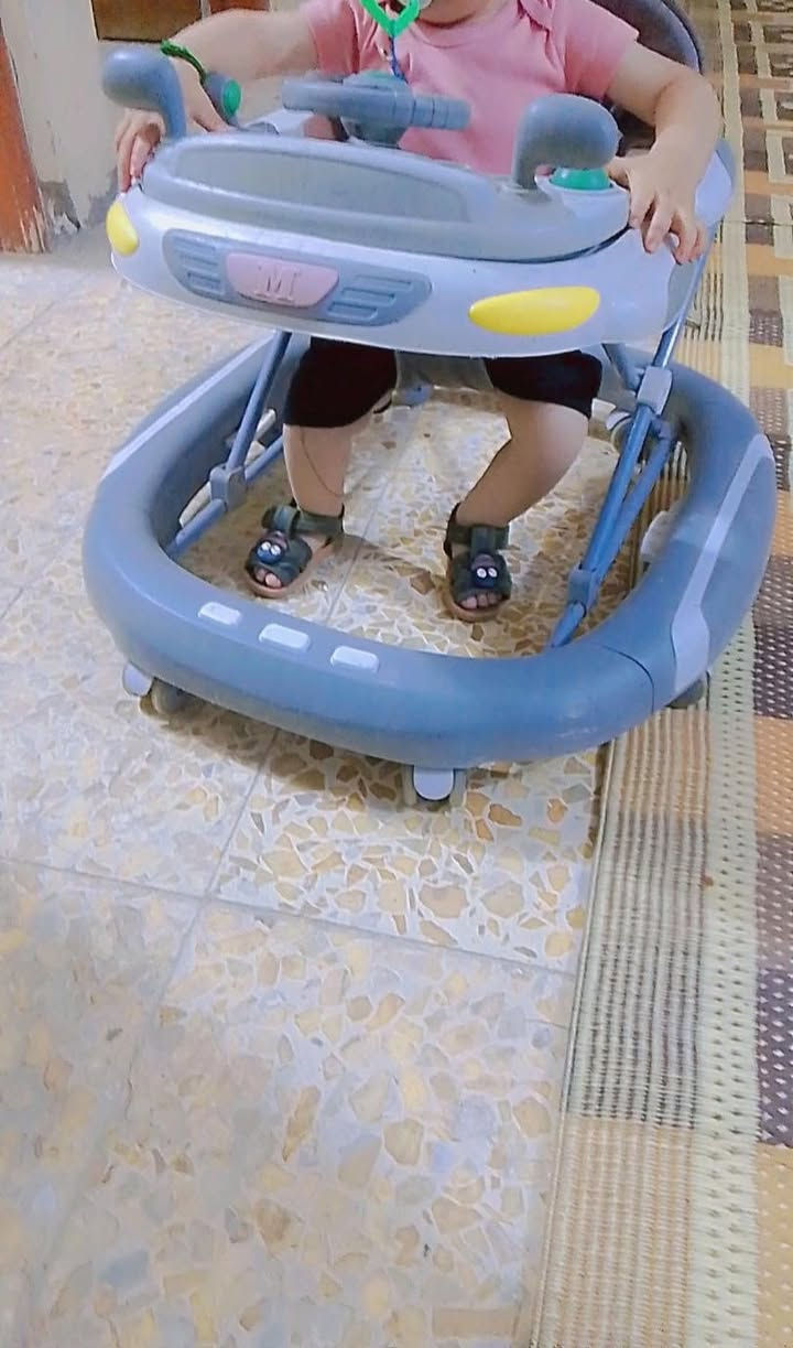 حجله نضيفه  وقويه استخدام قليل 25وبيها مجال قليل


**إذا كنت صاحب هذا الإعلان وتريد حذفه لأي سبب، رجاءا أرسل رسالة إلى الدعم الفني**