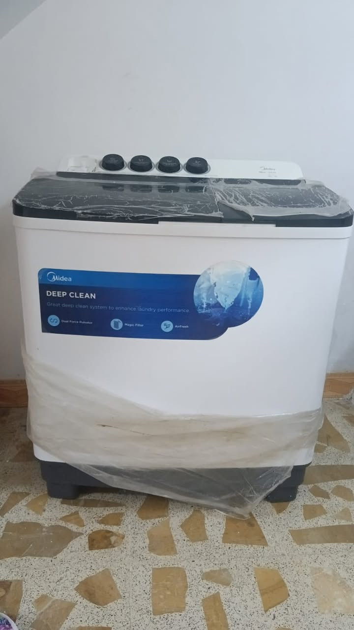 غساله 12ك ميديا مشتغله 3 غسلات سعر 230 وبي مجال ***********
