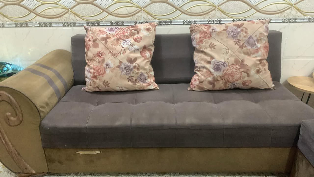 تخم 10 مقاعد نضيف جدا مابي ضرر ويا كوشات سعره 200 بي مجال بسيط
مسيب حي جايد


**إذا كنت صاحب هذا الإعلان وتريد حذفه لأي سبب، رجاءا أرسل رسالة إلى الدعم الفني**