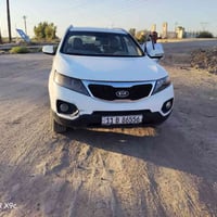 سورنتوا ٢٠١٣ خليجي رقم بغداد انكليزي مكفولة كير محرك تبريد دواخل . مكا...
