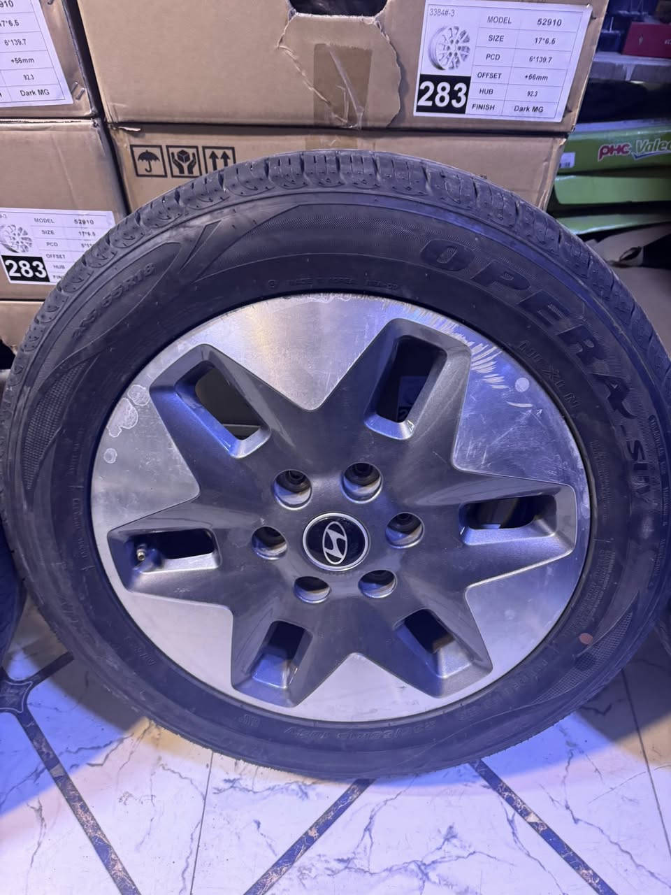 ويل كب ستاركس حجم 18 اصلي تفصيخ 
هـ *********** تاير انتاج 25
