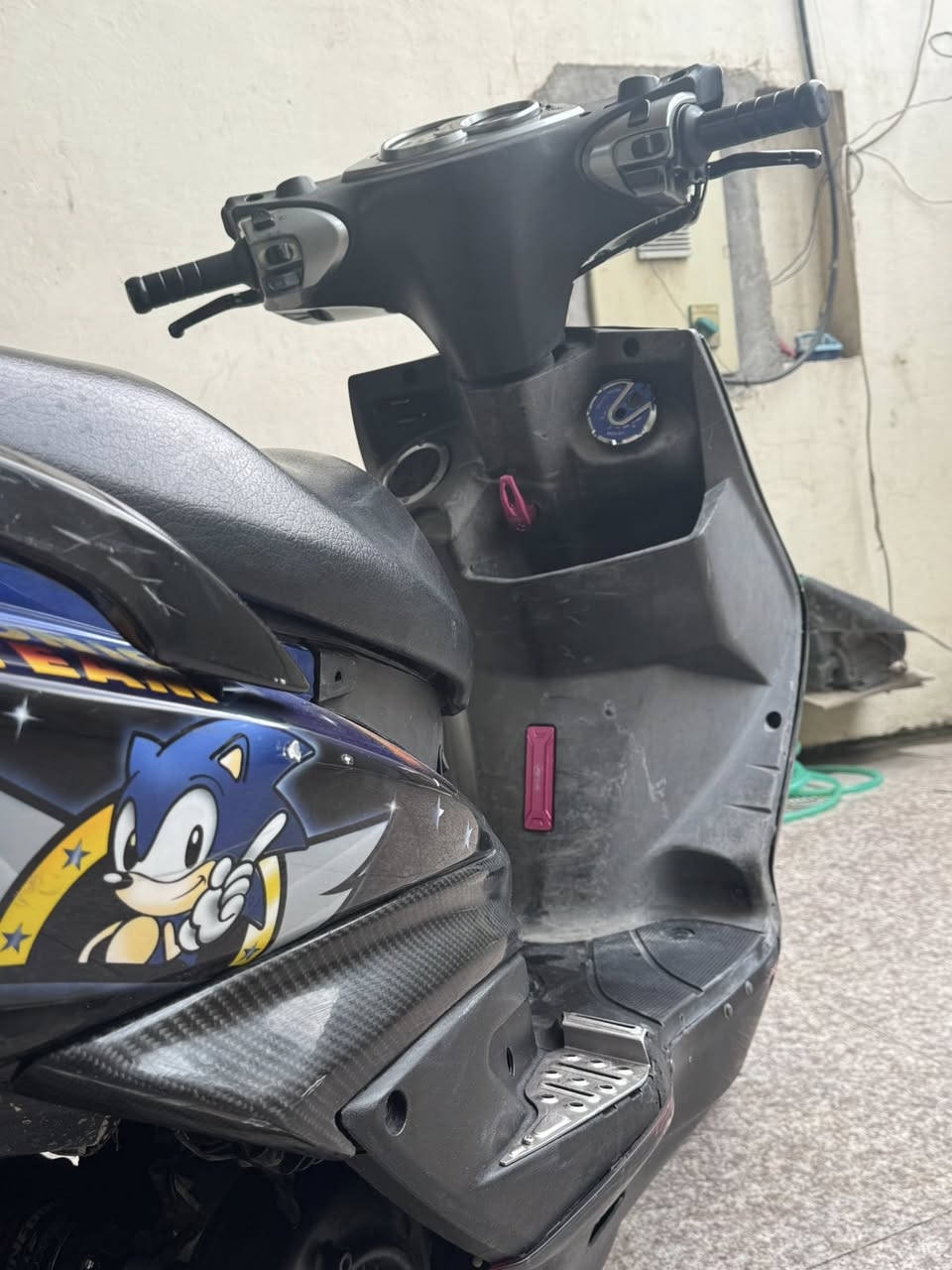 سلام عليكم ياولد سكنس فجل للبيع 
الدراجه كامله من كلشي وكلشي بيه اصلي + ابلادي 
بوشه 58 ونص 
والكاربون البيه بلادي 
الدراجه خير من الله 
شلعه ومعدل جيب وياك فيتر 
فقط واتساب موجود السعر خاص ***********
