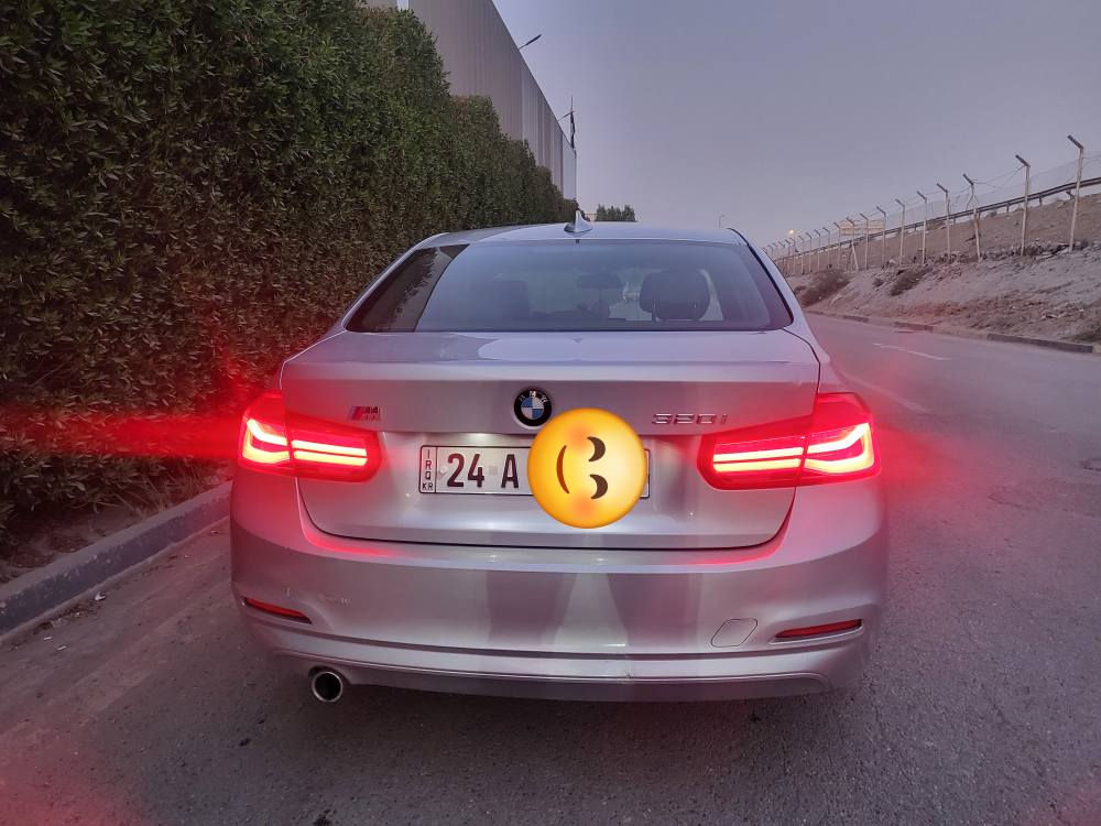 السلام عليكم BMW 2018
320i
السعر  155$
بيع او مراوس

ماشيه 90000
محرك 2000 توين توربو
بصمه
كشنات جلد
وباقي المواصفات المعروفه
صور الحادث مرفقه
العنوان بغداد الكرخ
*********** بغداد, العراق
