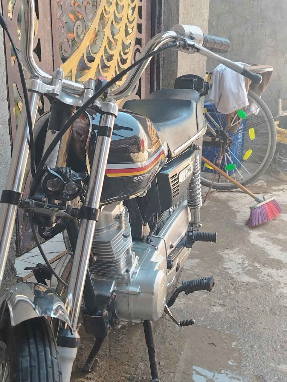 سلام عليكم للبيع اوراق اصوليه شرط
موديل 21 مكينته رابيدو ب650وبيه مجال خاص مفتوح


**إذا كنت صاحب هذا الإعلان وتريد حذفه لأي سبب، رجاءا أرسل رسالة إلى الدعم الفني**