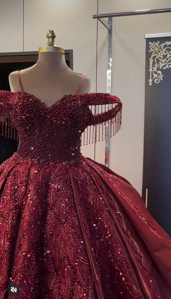 بدلات مهر وحنة سعر البدلة ١٠٠ الف نظافة%100
بدلات زفاف جدا نظيفات سعر البدلة ٥٠ الف 
يوجد خدمة توصيل لكافة المحافظات


**إذا كنت صاحب هذا الإعلان وتريد حذفه لأي سبب، رجاءا أرسل رسالة إلى الدعم الفني**