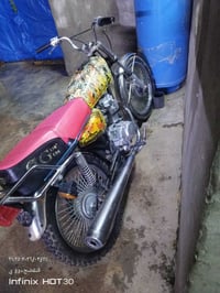 السعر 250 موديل 19 07700944890