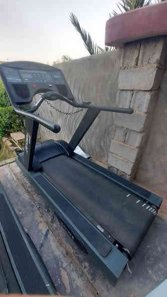 سلام عليكم 
جهاز رياضي لبيع درجه اوله 
الاستفسار  اتصل على الرقم *********** 
متوفر واتساب

800الف
