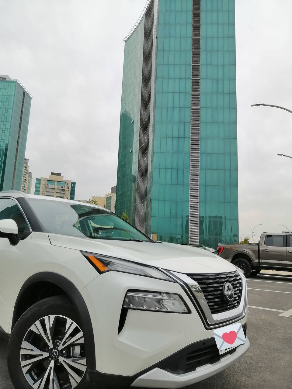 روج 2023 SV فول مواصفات ( ماشية 49 ميل )  
جديدا جدا وعلى وضع الشركة محرك كير كهربائيات صدر كلها بلاد و100%    

حادثها بسيط جداا  مكفوله من الارباك كله سليم  التفاصيل ..

 فور ويل ( AWD )  - رادارت 360 (امامي خلفي جانبي) - تشغيل عن بعد - نقاط عمياء - قطعتين تبريد  - تحديد مسار - كشن كهرباء - مناخ منفصل - اوتو بريك توقف ذاتي امامي خلفي عند الاقتراب من اي جسم ( مانع تصادم ) - بصمة تشغيل جميع الابواب بصمه  - دخول ذكي  -  اوتو هولد - حساسات  - اوتو ستوب - خمس انظمة قيادة - قيادة ذاتيه  - مثبت سرعة - اشاير بالمري - شاشة تدعم كار بلي + اندرويد اوتو - وبعد بيها هووواي مواصفات 
محرك ١٥٠٠ توربو 

السيارة جديدة بمعنى الكلمة وبالواقع بعد احلى وجاهزة وترايها مال زيرو واي كلوب مامشتغل بالدشبول ومابيها اي نقص حتى الدهن والفلاتر مبدل جديد .. 
وكل التفاصيل مذكورة بالكامل 

‏‎السعر188 وبيها مجال 

‏‎للأستفسار هذا رقمي 
***********
