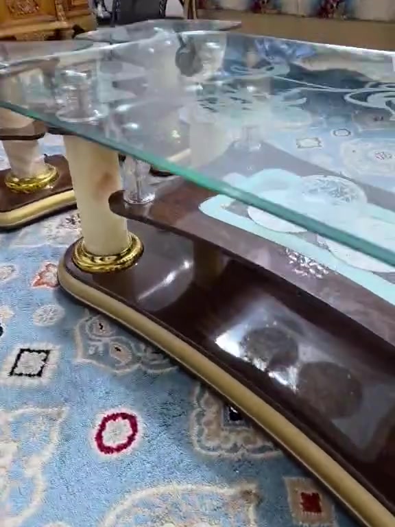 السلام عليكم ورحمة الله وبركاته
تخم قنفات 10 مقاعد وطبلات عدد 4 صغار ووحدة وسطية كبيرة 
التخم والطبلات نظيفات 
السعر 500 الف وبي مجال  
و الطبلات سعرها 150 الف


**إذا كنت صاحب هذا الإعلان وتريد حذفه لأي سبب، رجاءا أرسل رسالة إلى الدعم الفني**