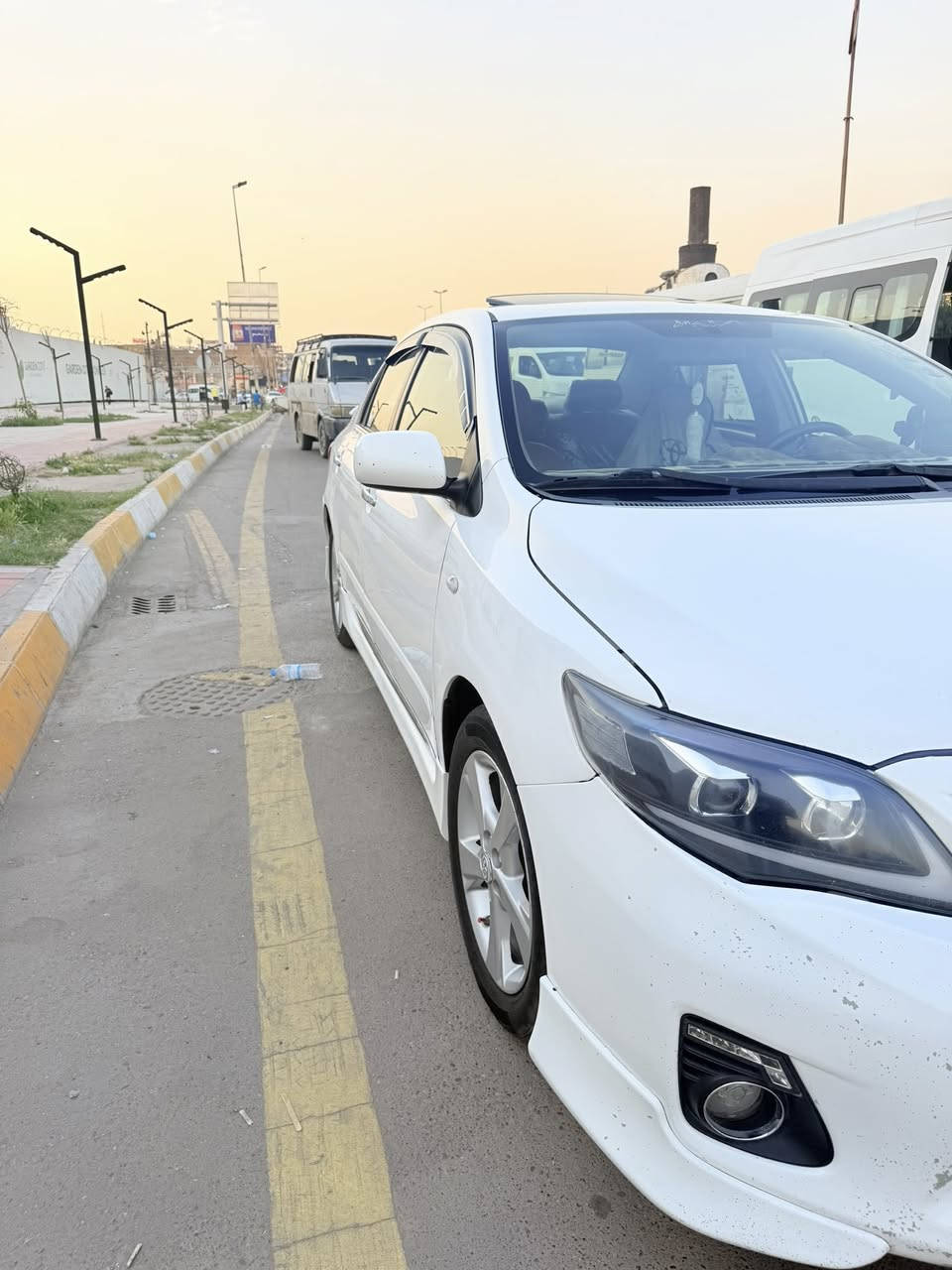 للبيع كورلا13خليجي سياره جاهزه من كلشي فول مواصفات كشانه جلد تحكمات حساسات فتحه زنون عالي ناصي محرك ١٨٠٠ سياره مكفوله عدا جاملغ صبغ بدون دواخل 5 ويل السعر 145 وبيه مجال مكان سياره فلوجه لاستفسار لاتصال علرقم ***********
