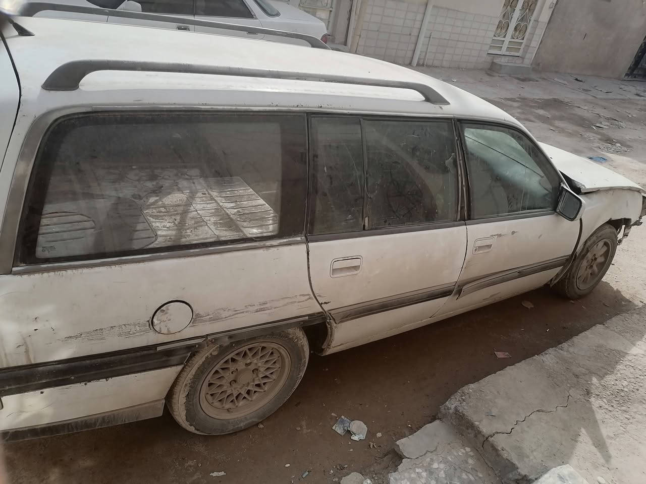 اوبل استيشن اوميكا ٩٣ كير كير ومكينه مكفولات كهربائيات كله شغاله تخم تاير باتري جديد
السعر 15 ورقه.
*********** اتصال واتساب
